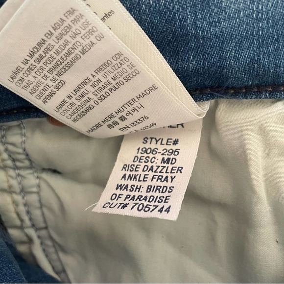 Mother Denim THE MID RISE DAZZLER ANKLE FRAY - Picture 10 of 14